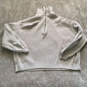 Hollister Women’s Tan Quarter Zip Sweater